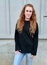 Load image into Gallery viewer, Black Knitted Longsleeve