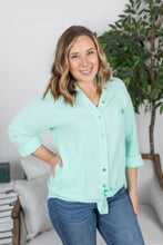Load image into Gallery viewer, Mint Beach Longsleeve Button Up