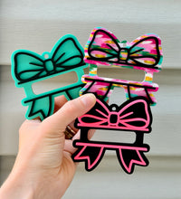 Load image into Gallery viewer, Bow Hair Tie Holder Keychain
