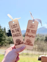 Load image into Gallery viewer, Engraved Wooden Bookmarks
