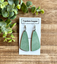 Load image into Gallery viewer, Simple Drop Wooden Earrings