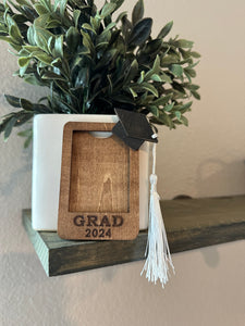 Graduation Magnet Photo Frame