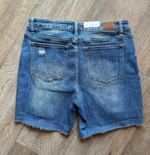 Load image into Gallery viewer, Medium Wash Slightly Distressed Judy Blue Shorts