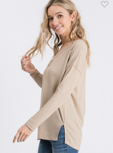 Load image into Gallery viewer, Waffle Knit V-Neck CREAM Longsleeve